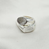 LOVE PRINT SIGNET RING