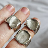 LOVE PRINT SIGNET RING II